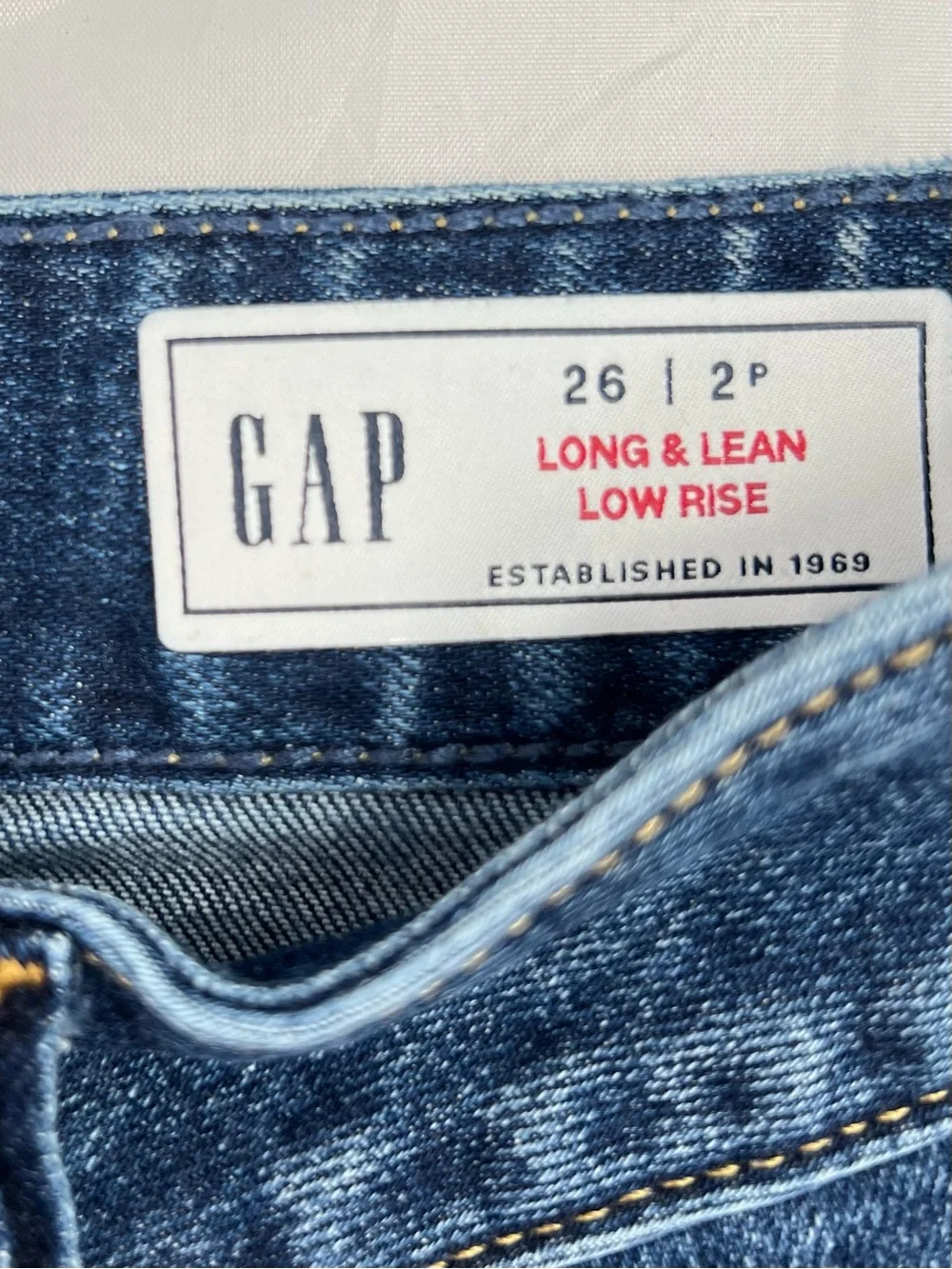 162 GAP Slim Fit Dark Blue low-rise Jeans